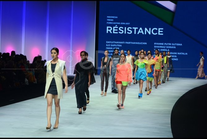 Acara Pembukaan IFW 2015 Dimulai Dengan Fashion Parade 