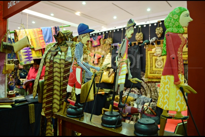 Kerajinan Handicraft yang ada di pameran Adi Wastra Nusantara 2015