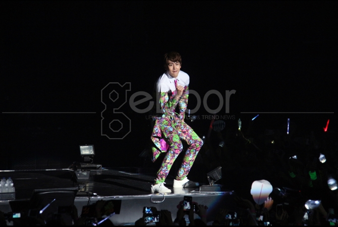 Total dalam konsernya kali ini 2PM membawakan 26 lagu andalannya