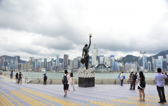 Napak Tilas Sejarah Perfilman Hong Kong Di Avenue Of Stars