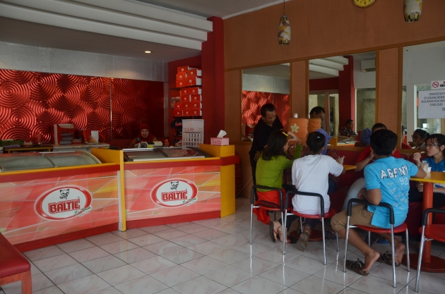 Restoran Es Krim Jadul Jakarta 