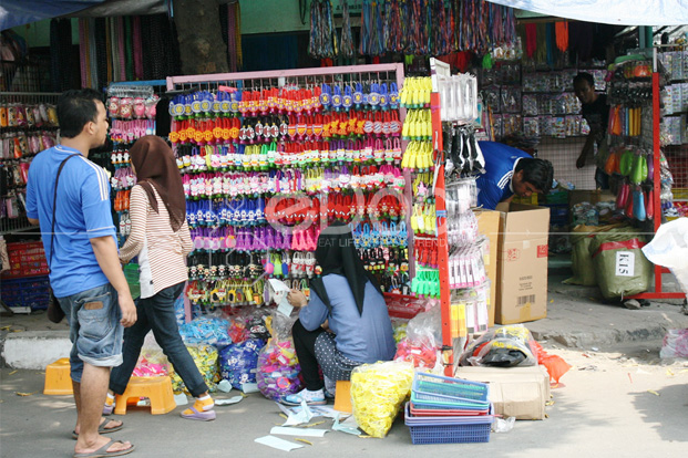 Pasar Pagi Asemka  Berburu Pernak Pernik Murah Ala Asemka