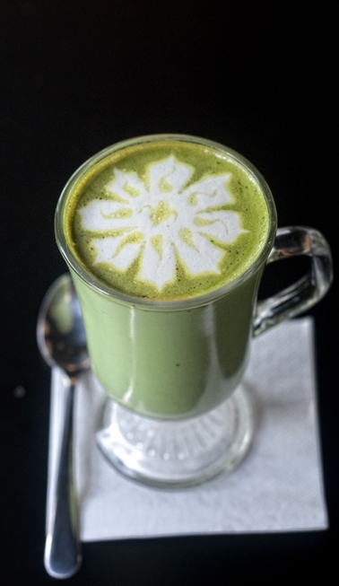 Green Tea Latte Cukup Populer Dipesan Pengunjung Yang Datang Ke Cafe Ini