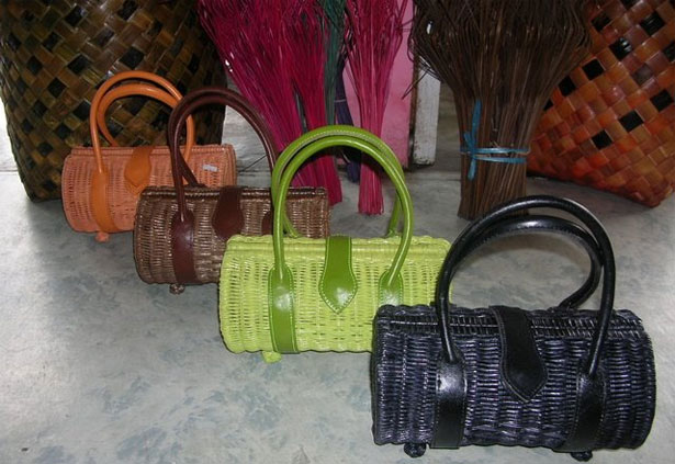 Tas Rotan