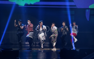 Aksi Energik 2PM Sapa Penggemar Indonesia Untuk Ketiga Kalinya Aksi Energik 2PM Sapa Penggemar Indonesia Untuk Ketiga Kalinya