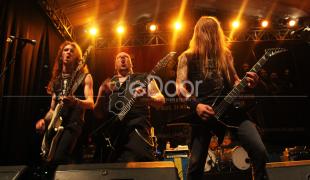 Grave Menggebrak Senayan Pada Rockaholic 2013