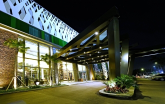 Holiday Inn Cikarang Jababeka Pusat Bisnis Baru Di Jawa Barat
