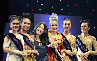 Kikan Dan Miss Jakarta Fair 2015 Ramaikan Hari Terakhir Jakarta Fair Kemayoran 2015 Kikan Dan Miss Jakarta Fair 2015 Ramaikan Hari Terakhir Jakarta Fair Kemayoran 2015