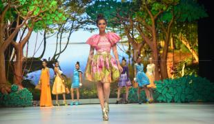 “Malolo-A Journey To Mandar” Karya Ivan Gunawan