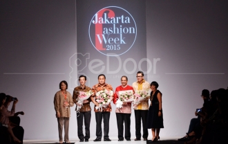 Meriahnya Opening Ceremony Jakarta Fashion Week 2015