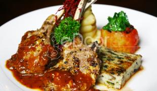 Mezza Lounge Ciptakan Nuansa Rumah Pribadi