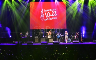 Ratusan Musisi Ramaikan Indonesia Jazz Festival 2015 Ratusan Musisi Ramaikan Indonesia Jazz Festival 2015