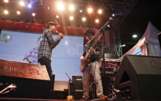 Shiela On 7 Bawakan Hits Andalannya Di Panggung Heyho Festival 2015 Shiela On 7 Bawakan Hits Andalannya Di Panggung Heyho Festival 2015