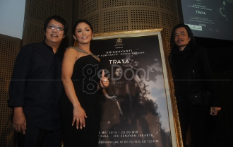 TRAYA Jadi Konser Kolaborasi Krisdayanti, Erwin Gutawa, Jay Subiakto Untuk Ketiga Kalinya TRAYA Jadi Konser Kolaborasi Krisdayanti, Erwin Gutawa, Jay Subiakto Untuk Ketiga Kalinya