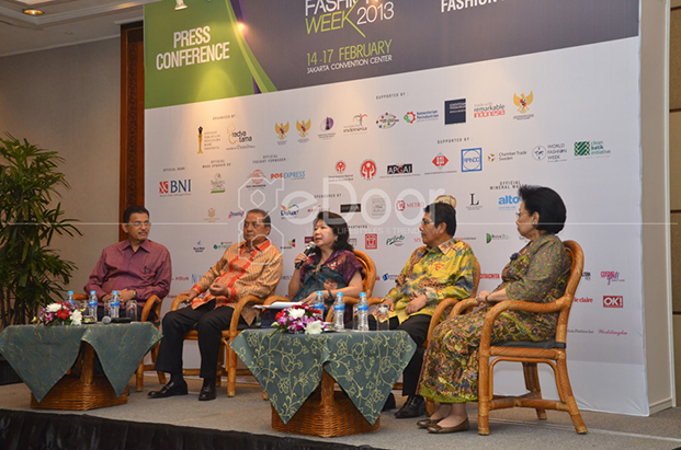 Opening Ceremony Indonesia Fashion Week 2013